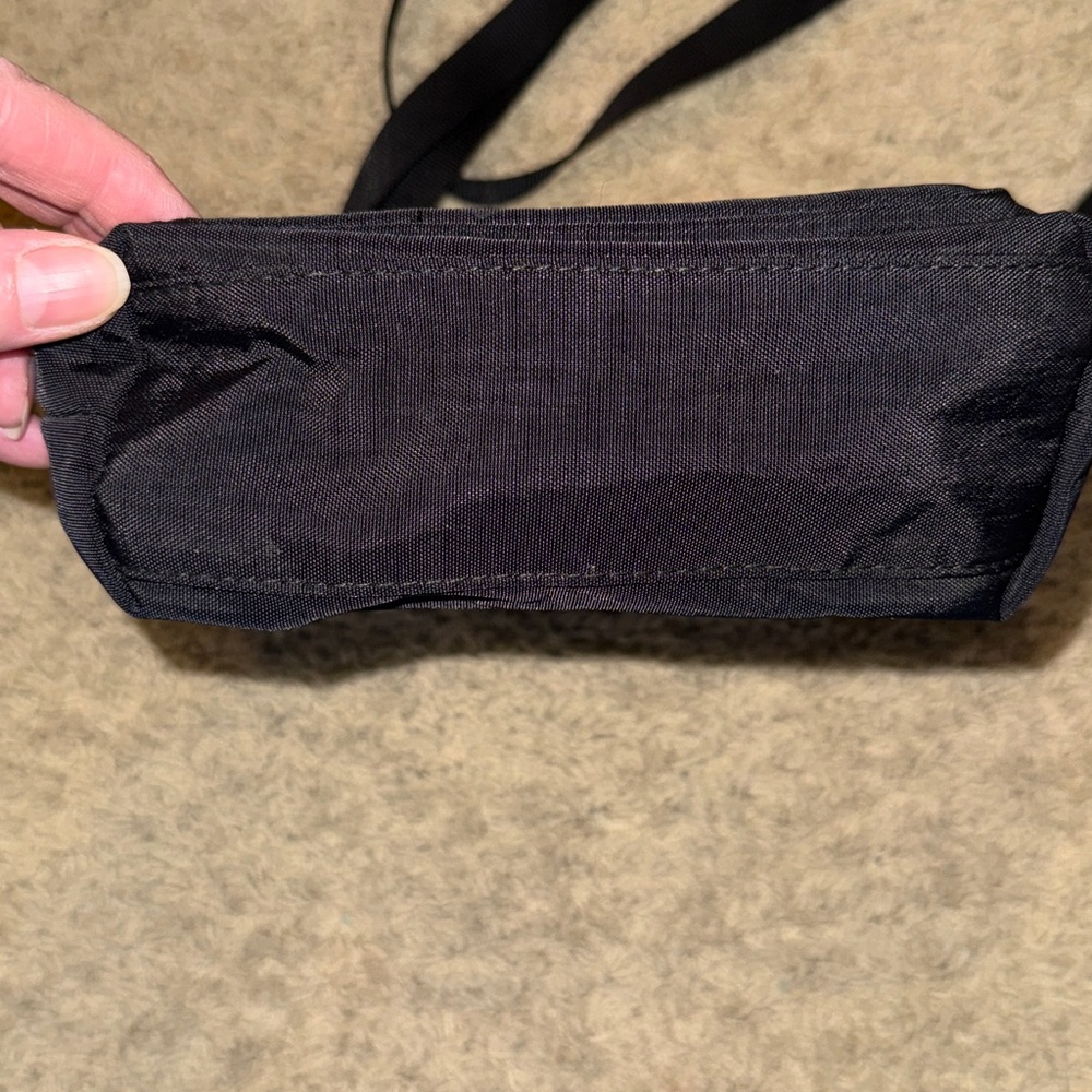 Baggallini Black Crossbody Bag - Picture 12 of 15